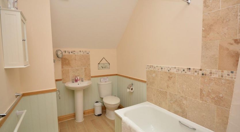 Photo of 1 Bed in Week St Mary