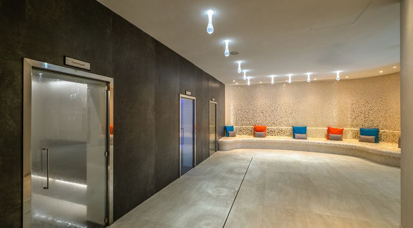 Photo of Parc du Cap - Private with luxury amenities 