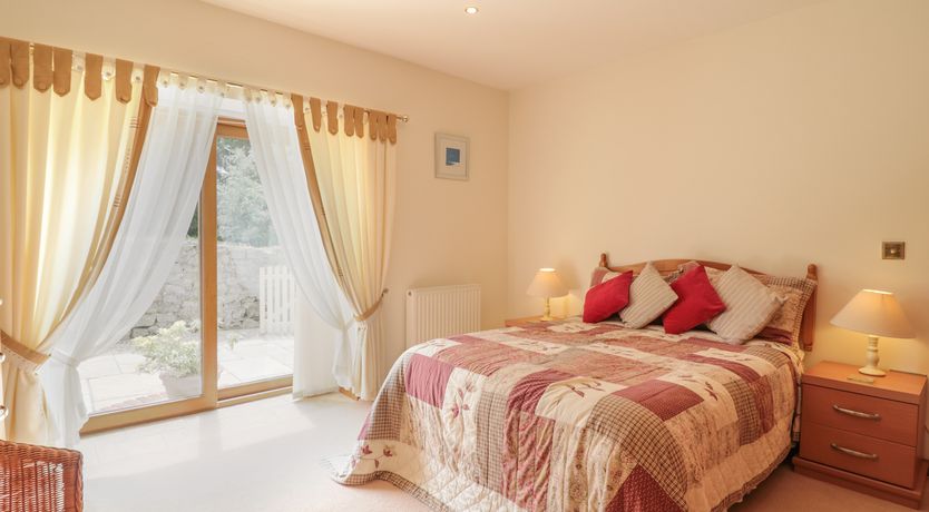 Photo of Woodside Barns