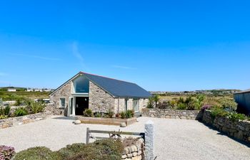 See Two Seas, Cape Cornwall Holiday Cottage