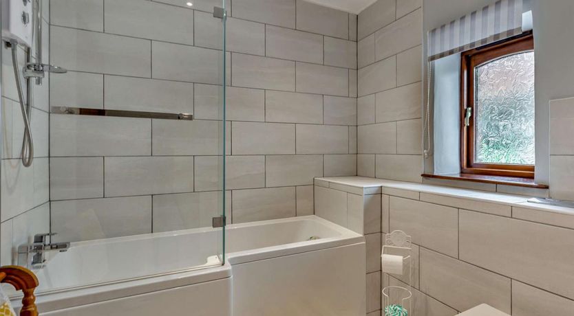 Photo of 3 Bed in Holsworthy