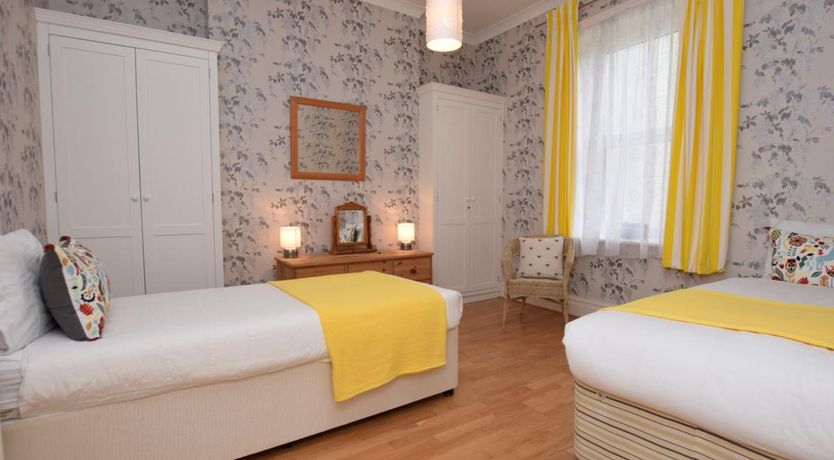 Photo of 2 Bed in Ventnor