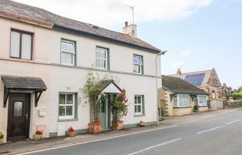 75 Station Road Holiday Cottage