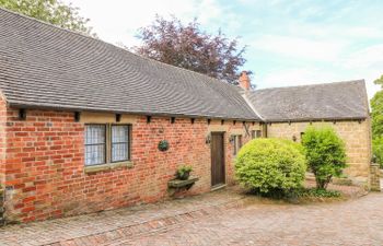 Woodland Lodge Holiday Cottage