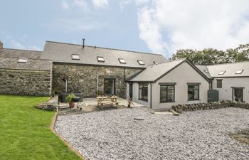 Storws Holiday Cottage