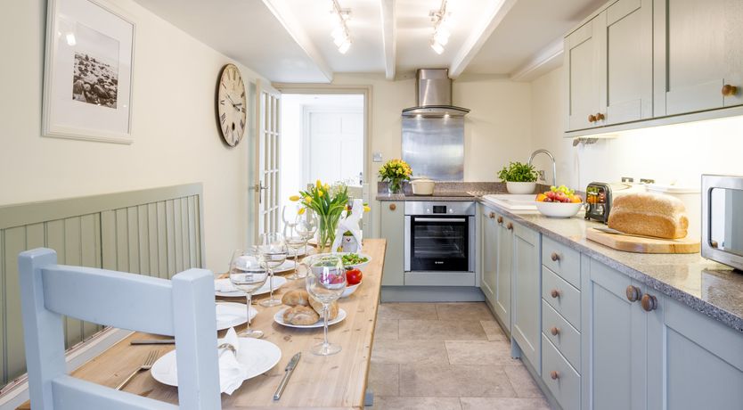 Photo of East Row Lodge