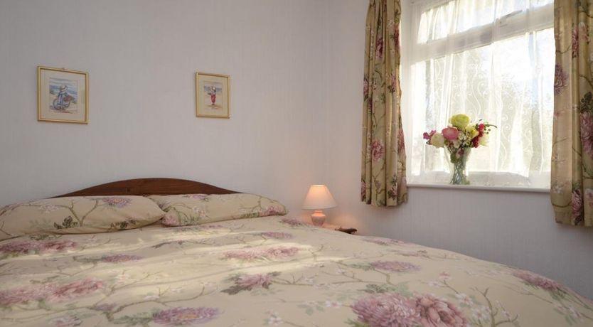 Photo of 2 Bed in Hartland