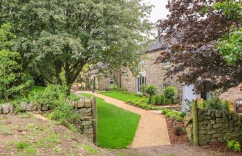 Overlea Cowshed Holiday Cottage