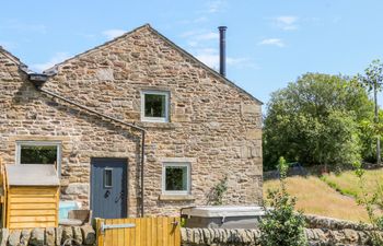 Overlea Cowshed Holiday Cottage