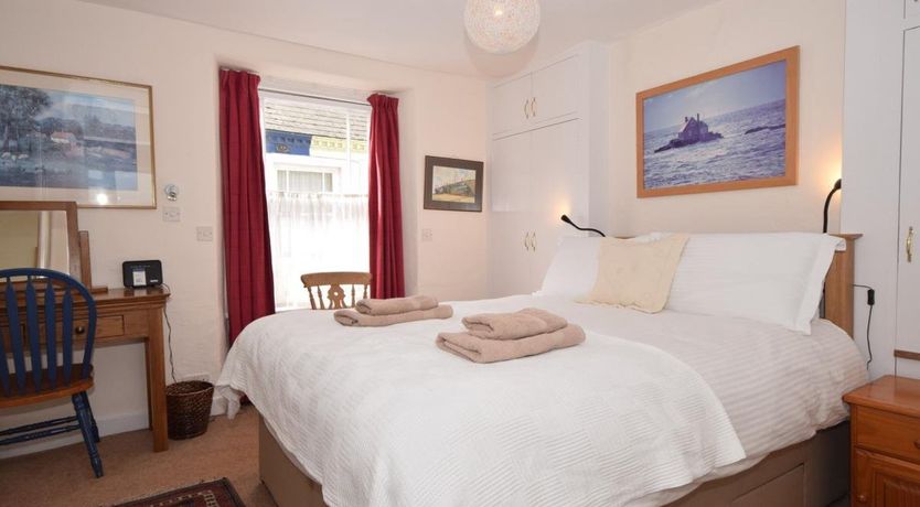 Photo of 2 Bed in Appledore