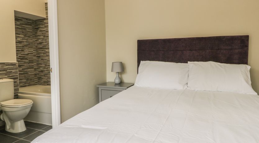 Photo of Tennyson House