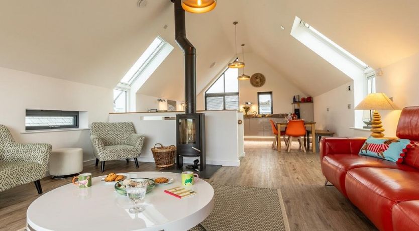 Photo of 4 Bed in Northam