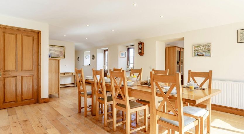 Photo of 3 Bed in Penzance