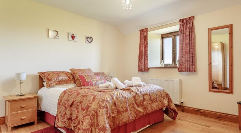 Photo of 3 Bed in St Buryan