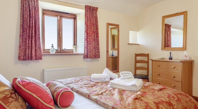 Photo of 3 Bed in St Buryan