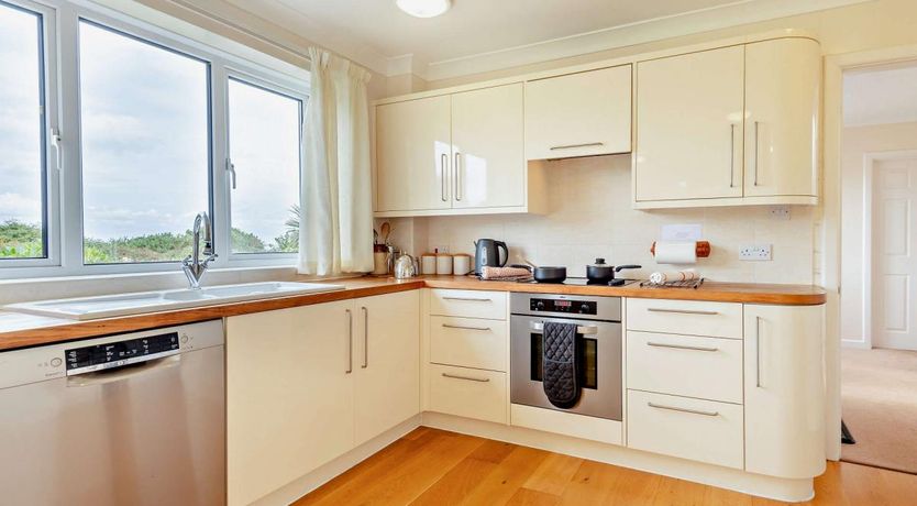 Photo of 4 Bed in Studland