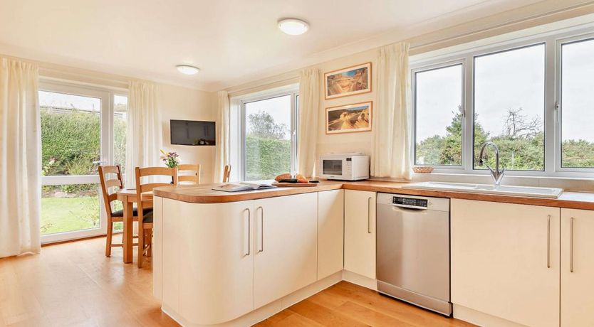 Photo of 4 Bed in Studland