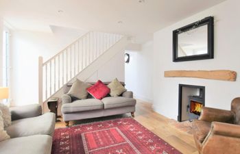 3 Bed in Folkestone Holiday Cottage