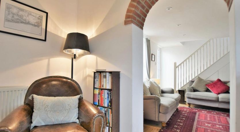 Photo of 3 Bed in Sandgate