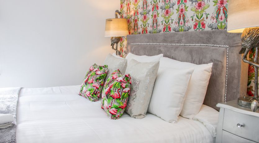 Photo of 1 Reabrook Place