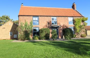 Hall Farm Holiday Cottage