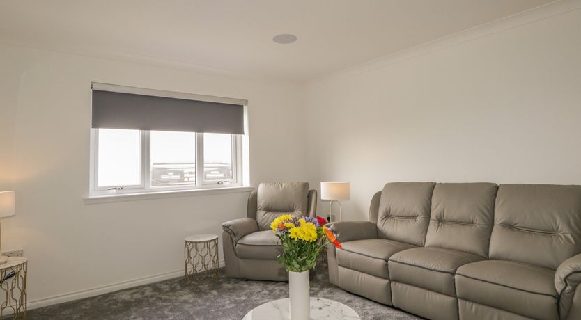 Photo of 15 Waters Edge