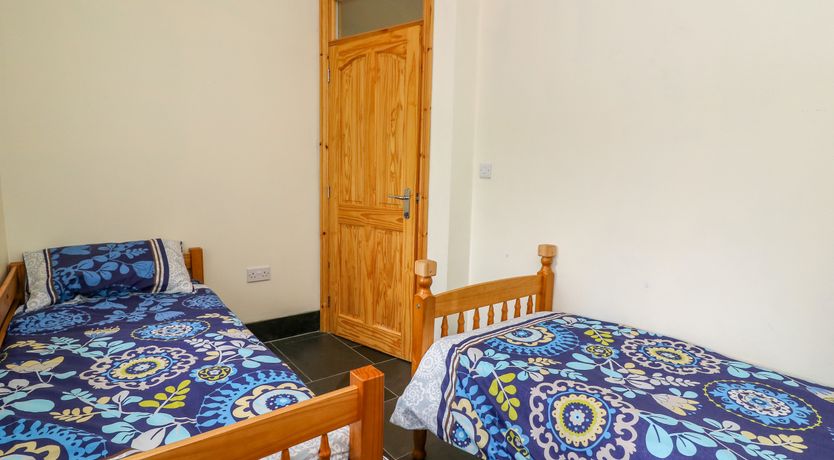 Photo of Hen Brynbedw