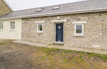 Hen Brynbedw Holiday Cottage