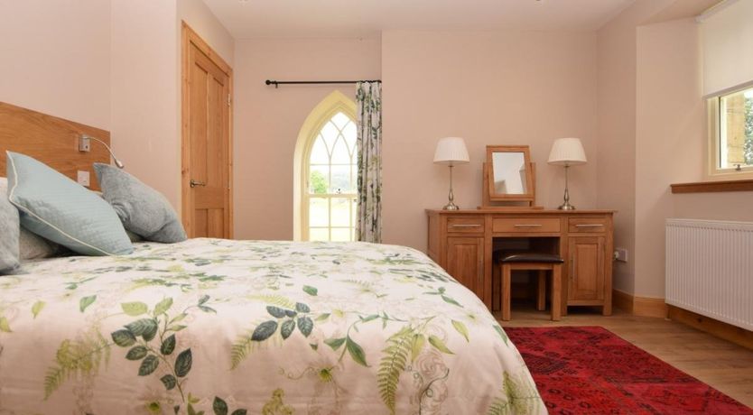 Photo of 2 Bed in Ladybank