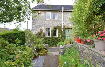 2 Bed in Buxton Holiday Cottage