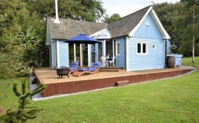 Photo of Log Cabin in Glasgow and Clyde Valley