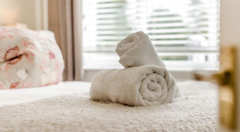 Photo of 2 Bed in Landkey