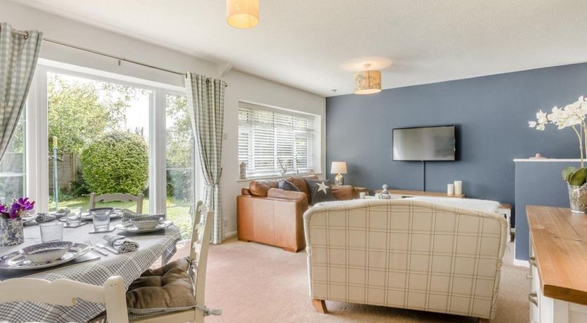 Photo of 2 Bed in Landkey