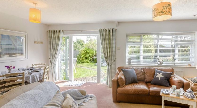 Photo of 2 Bed in Landkey