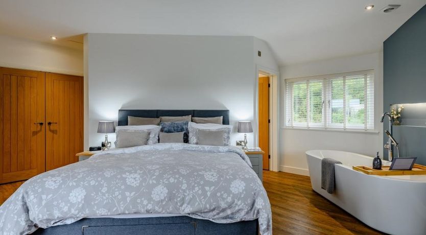 Photo of 2 Bed in Weymouth