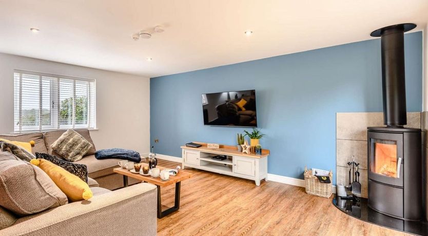 Photo of in Weymouth (75200)