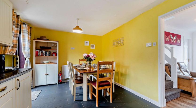 Photo of 5 Bed in Brynteg