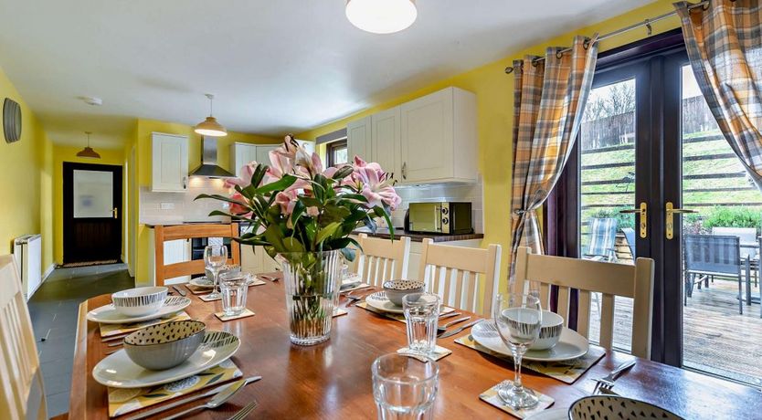 Photo of in Brynteg (75907)