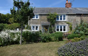 4 Bed in Dorchester Holiday Cottage