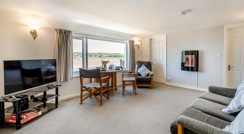 Photo of 2 Bed in Appledore