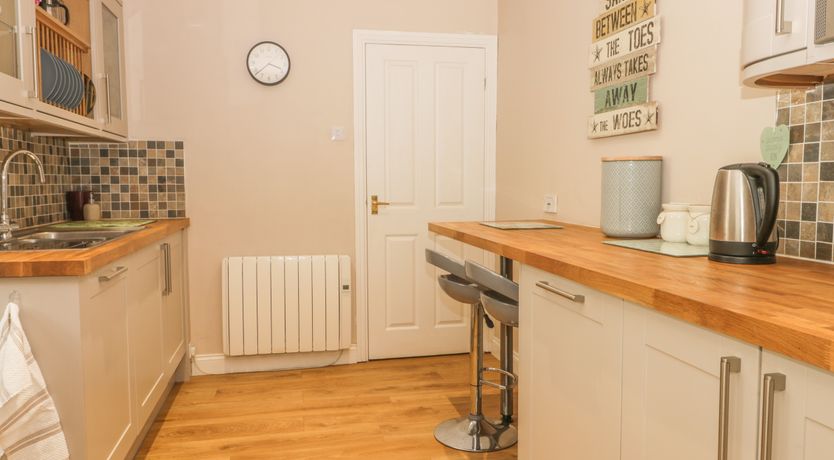 Photo of 2 The Close