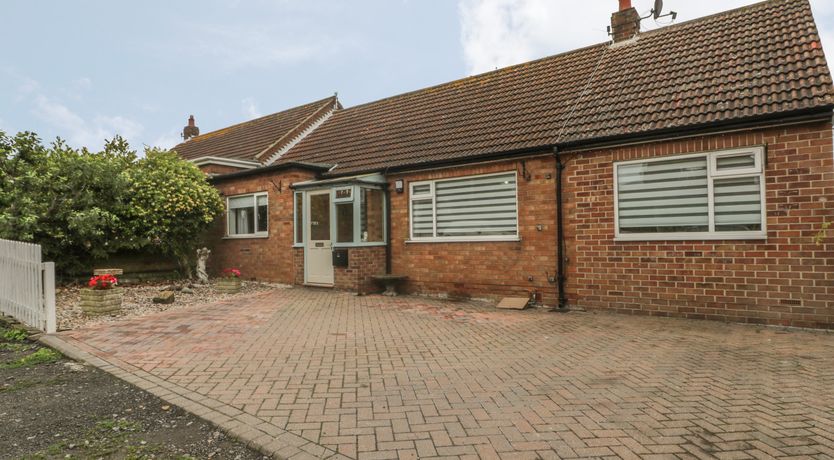 Photo of 2 The Close
