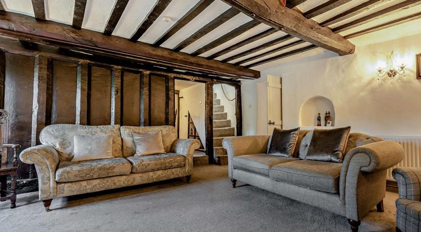 Photo of 3 Bed in Bishops Tawton