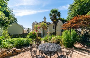 Clevehurst Cottage Holiday Cottage