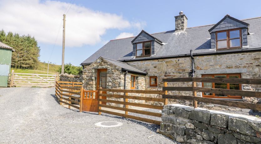 Photo of Yr Hen Stabal