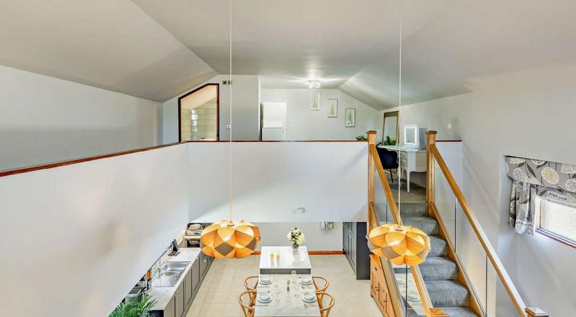 Photo of 1 Bed in Hiscott