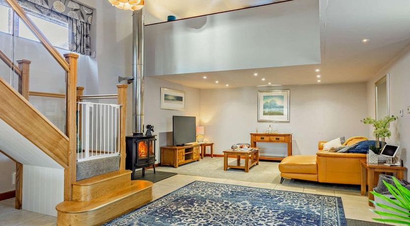 Photo of 1 Bed in Hiscott