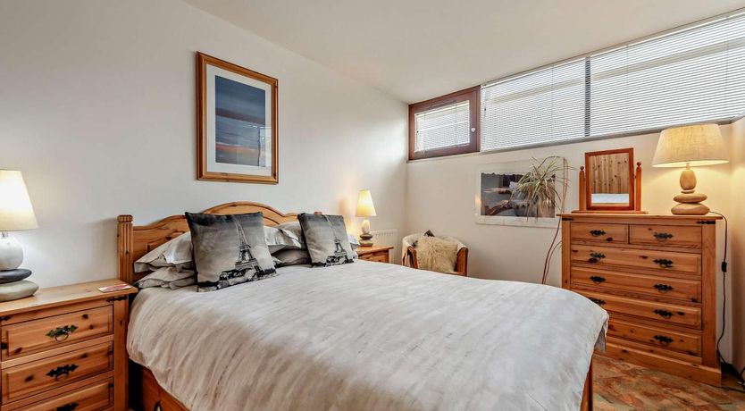 Photo of 1 Bed in Westward Ho!