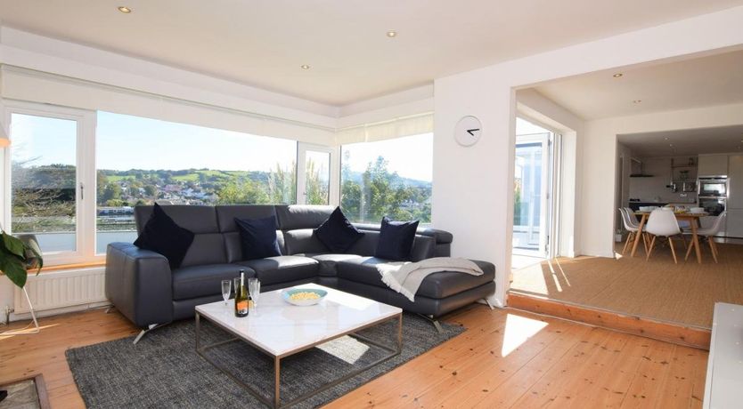 Photo of 4 Bed in Brixham