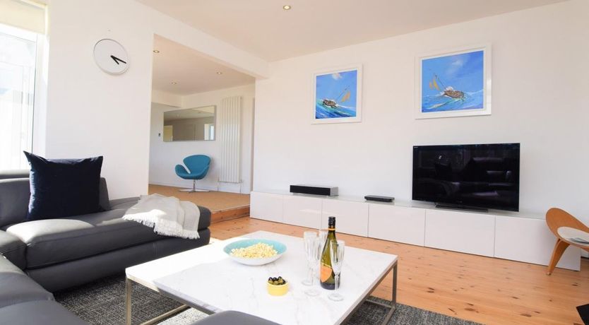 Photo of 4 Bed in Brixham